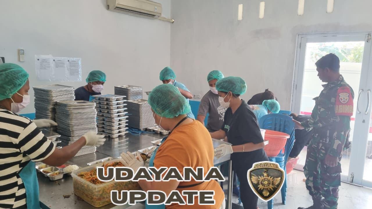 Dukung Generasi Sehat, Babinsa Awasi Penyaluran MBG di Kabupaten Rote Ndao