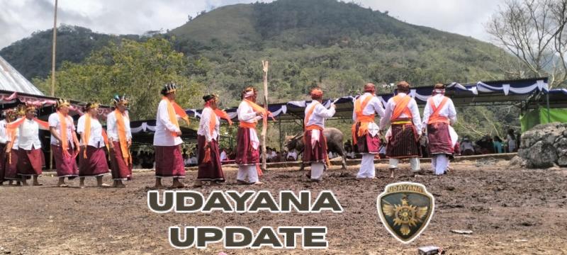 Babinsa Bersama Warga Gendang Ling Lestarikan Tradisi Congko Lokap