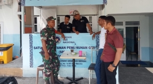 TNI Hadir di Tengah Warga, Babinsa Ende Laksanakan Pamwil dan Jalin Silaturahmi