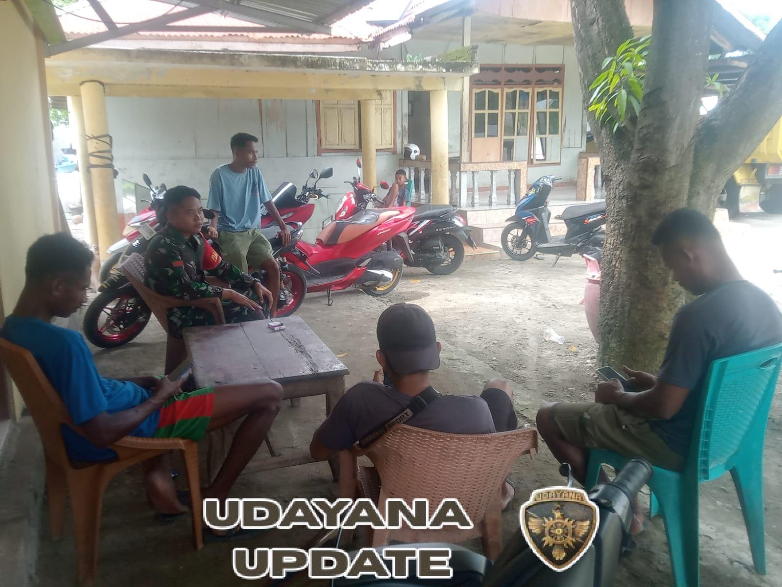 Pererat Hubungan dengan Warga, Babinsa Laksanakan Monitoring dan Komsos di Maurole