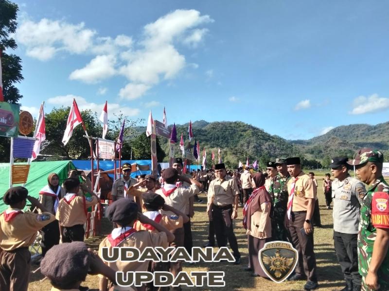 Babinsa Koramil 1628 Ikut Sukseskan Upacara Pembukaan Jambore Pramuka Brang Ene