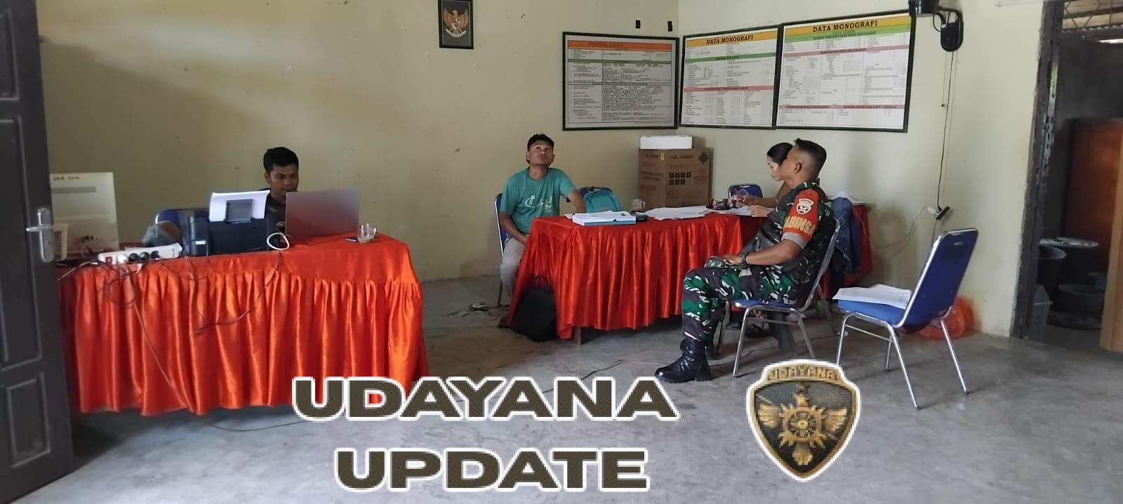 Babinsa Oehandi Laksanakan Komsos dengan Kepala Desa dan Perangkat Desa