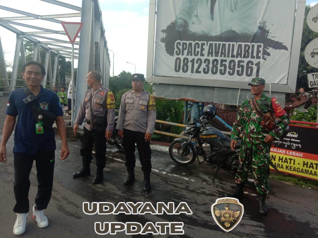 Babinsa Koramil Klungkung Atensi Jalan Santai Peringati Maulid Nabi Muhammad SAW 1447 H