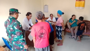 Dampingi Penyaluran BLT DD, Serka Hamid Berpesan Manfaatkan Dengan Bijak