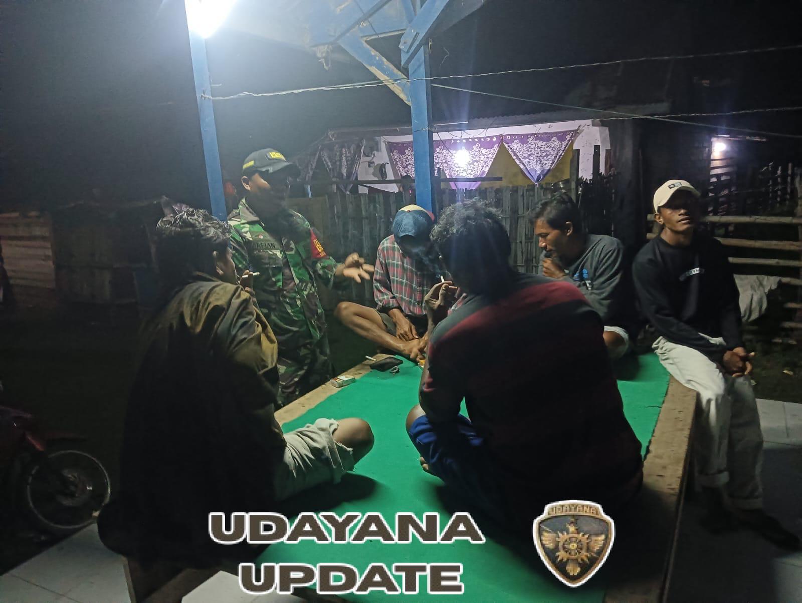 Babinsa Kwangko Patroli dan Silaturahmi Jaga Kamtibmas