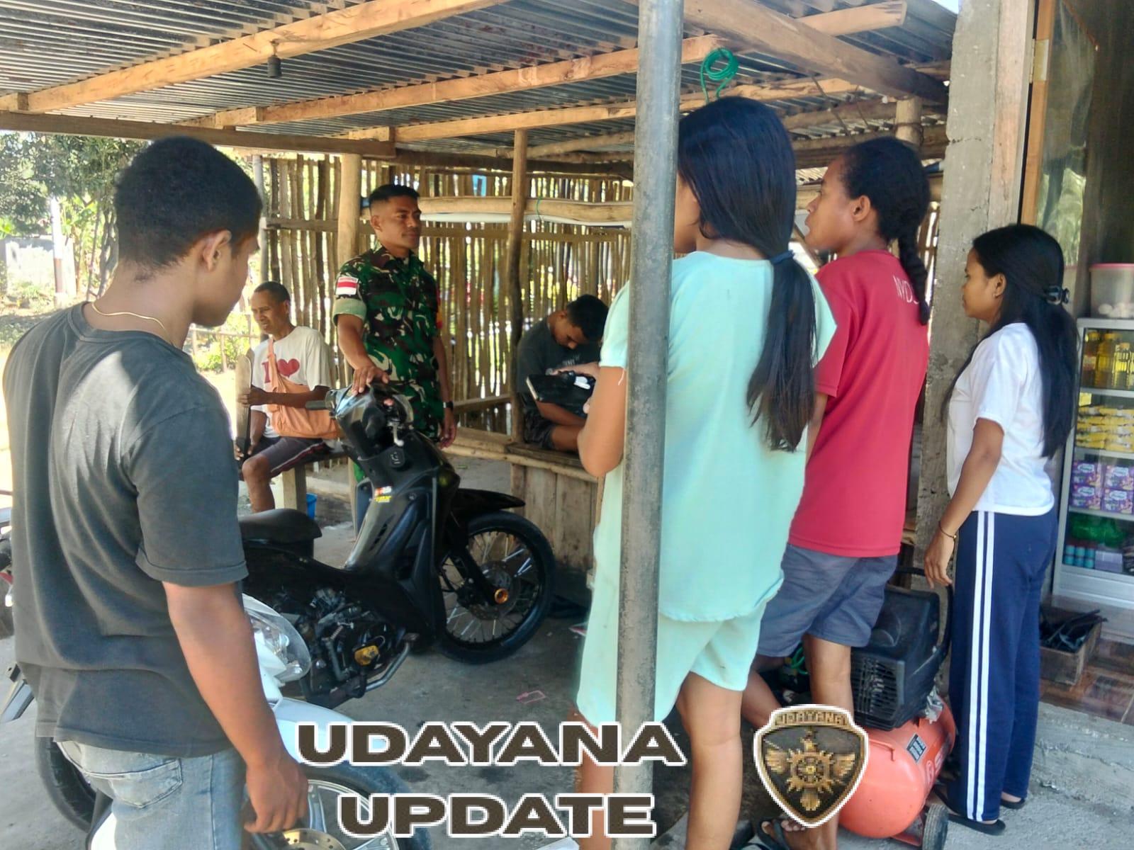 Babinsa Kopda Maximus Bina Remaja Desa Lemon Lewat Komsos