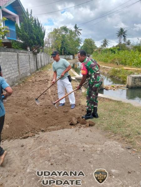Komsos Babinsa Monta Baru Perkuat Kebersamaan Warga