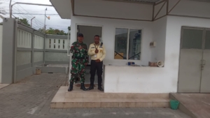 Situasi Kondusif, Babinsa Koramil 01/Kota Soe Laksanakan Pengamanan Perusahaan