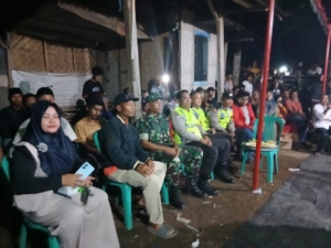 Babinsa Koramil 1628-01/Taliwang Amankan Kegiatan Hajatan Warga di Kelurahan Kuang