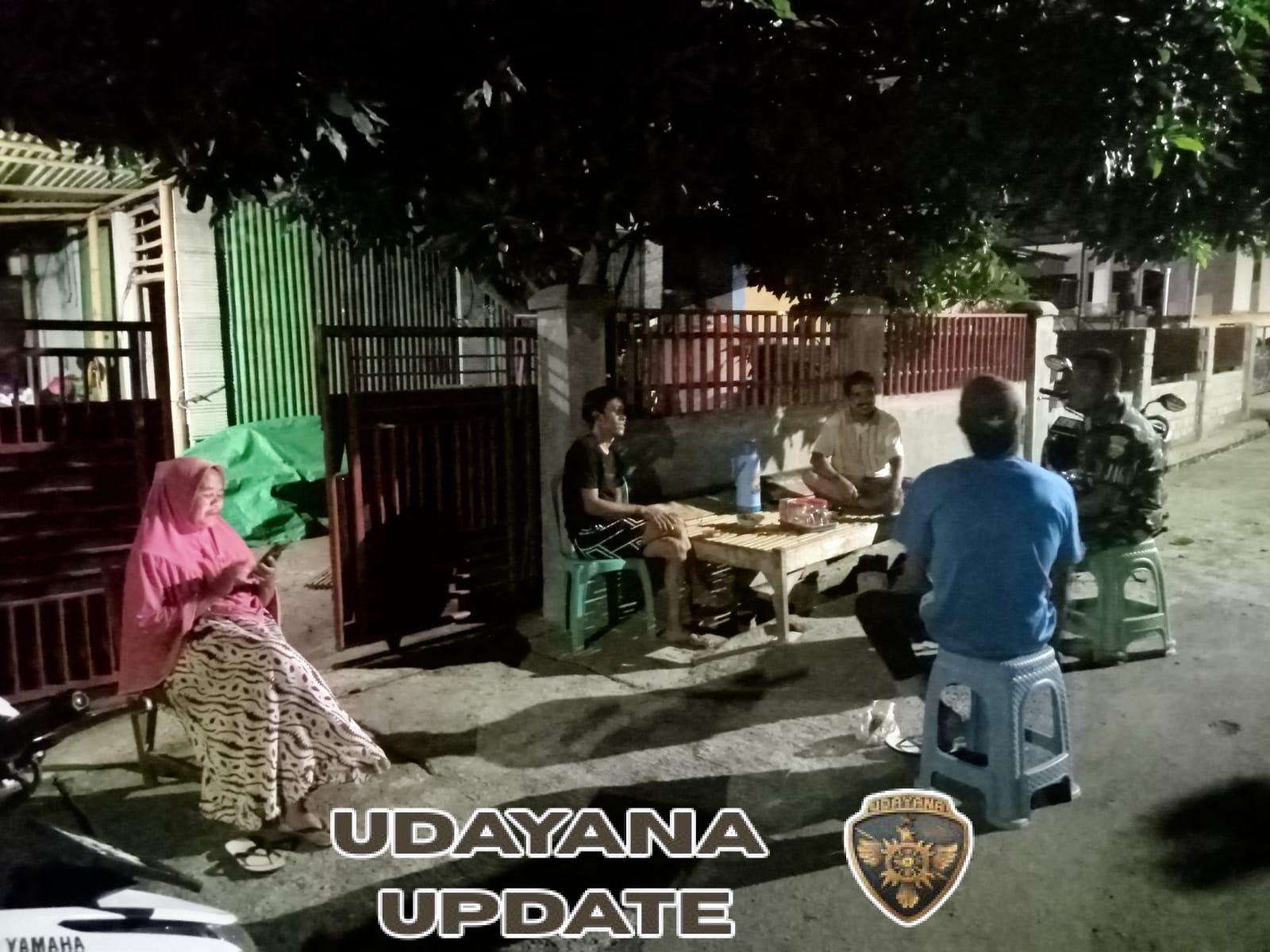 Babinsa Koramil 1628-04/Poto Tano Giat Patroli Malam Jaga Kondusifitas Wilayah