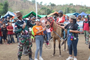 “Walikota Bima Cup 1 Tahun 2025 Sukses Digelar, Ribuan Warga Ramaikan Arena Pacuan Sambinae