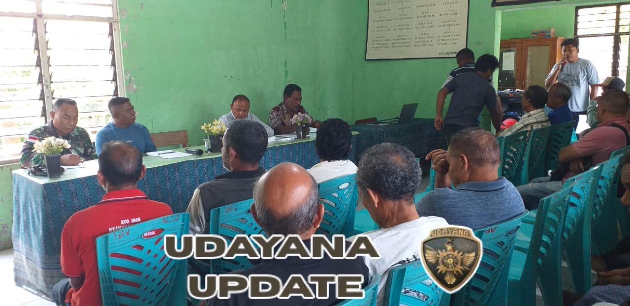 Babinsa Oenesu Hadiri Rapat Koordinasi Perangkat RT dan RW