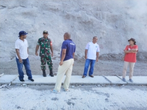 Babinsa Kodim 1602/Ende Tinjau Kebersihan Jalur Tour de En Te Te di