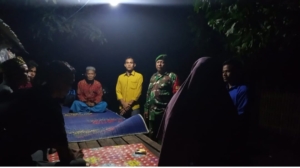 Patroli Ronda Malam, Babinsa Ajak Warga Jaga Kamtibmas