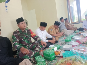 Babinsa Koramil 01/Taliwang Hadiri Peringatan Maulid Nabi Muhammad SAW di SD Tamekan