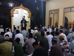 Babinsa Kelurahan Kuang Hadiri Peringatan Maulid Nabi Muhammad SAW di Masjid Nurul Iman Sebubuk