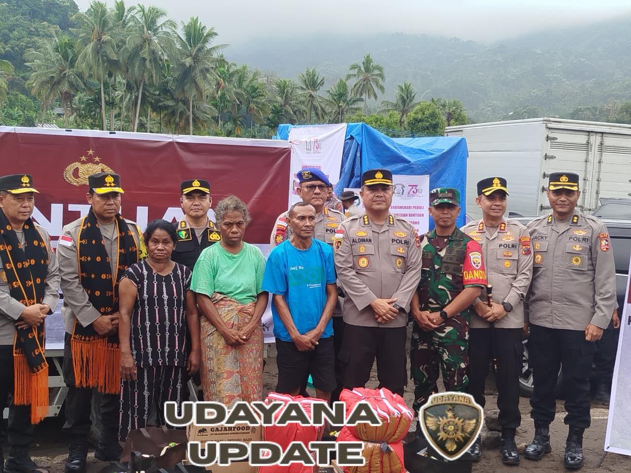 Dandim 1625/Ngada Dampingi Kapolda NTT dan Kakor Bimas Polri Tinjau Korban Banjir Bandang di Nagekeo