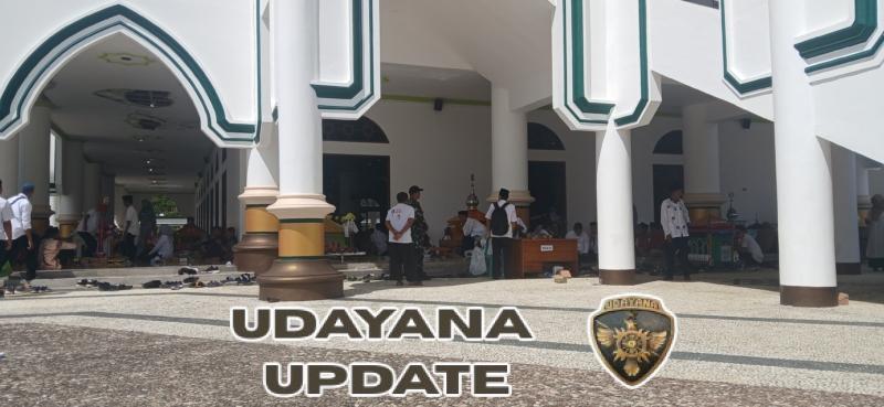 Babinsa Koramil Taliwang Amankan Tabligh Akbar Peringatan Maulid Nabi Muhammad SAW