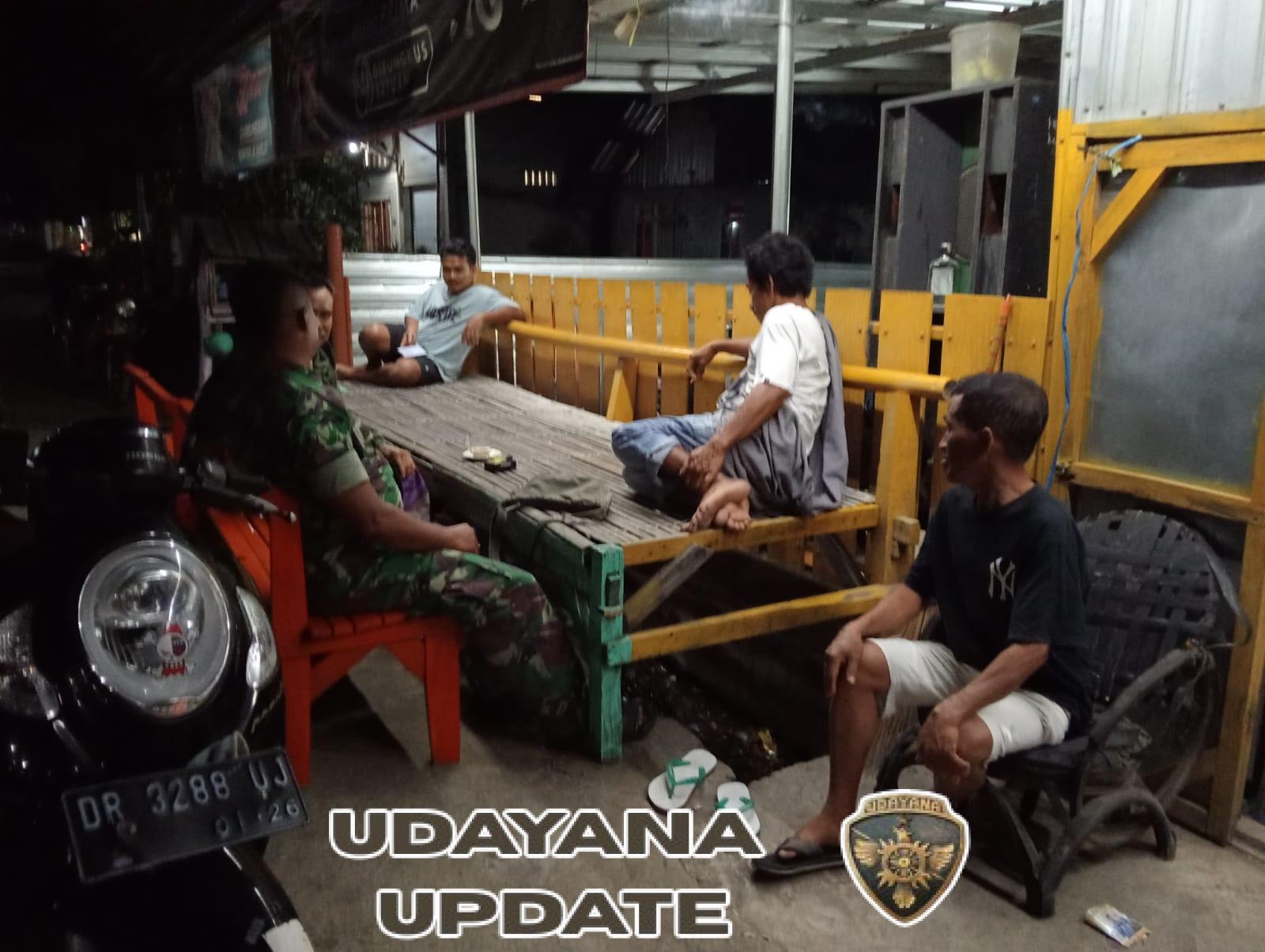 Babinsa Koramil 1628-04/Poto Tano Laksanakan Patroli Malam Jaga Kamtibmas