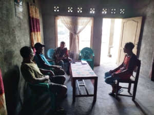 Babinsa Bajawa Laksanakan Komsos dan Monitoring di Kelurahan Faobata