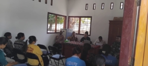 Babinsa Koramil 1627-03/Batutua Dampingi DP3AP2KB Gelar Sosialisasi Stunting