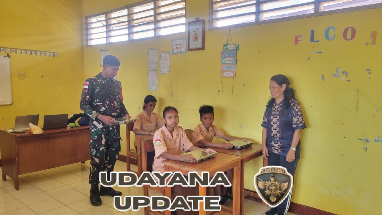 Program MBG di Rote Ndao: Babinsa Pastikan Distribusi Makanan Bergizi Berjalan Lancar