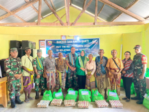 HUT TNI ke-80, Dandim 1618/TTU Bagi Sembako untuk Warga Inbate Perbatasan RI-RDTL