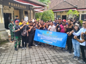 Dandim Klungkung Dampingi Penyaluran Bantuan Sembako  Dan Kasur Lipat Kepada Warga Terdampak Banjir