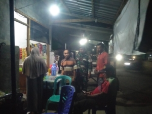 Babinsa Koramil 1628-05/Jereweh Gelar Patroli Malam Jaga Kondusifitas Wilayah
