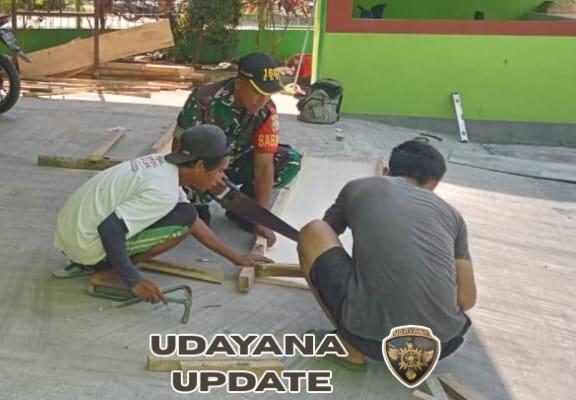 Babinsa Koramil 1602-01/Ende Aktif Jaga Keamanan dan Bantu Warga di Kelurahan Mautapaga