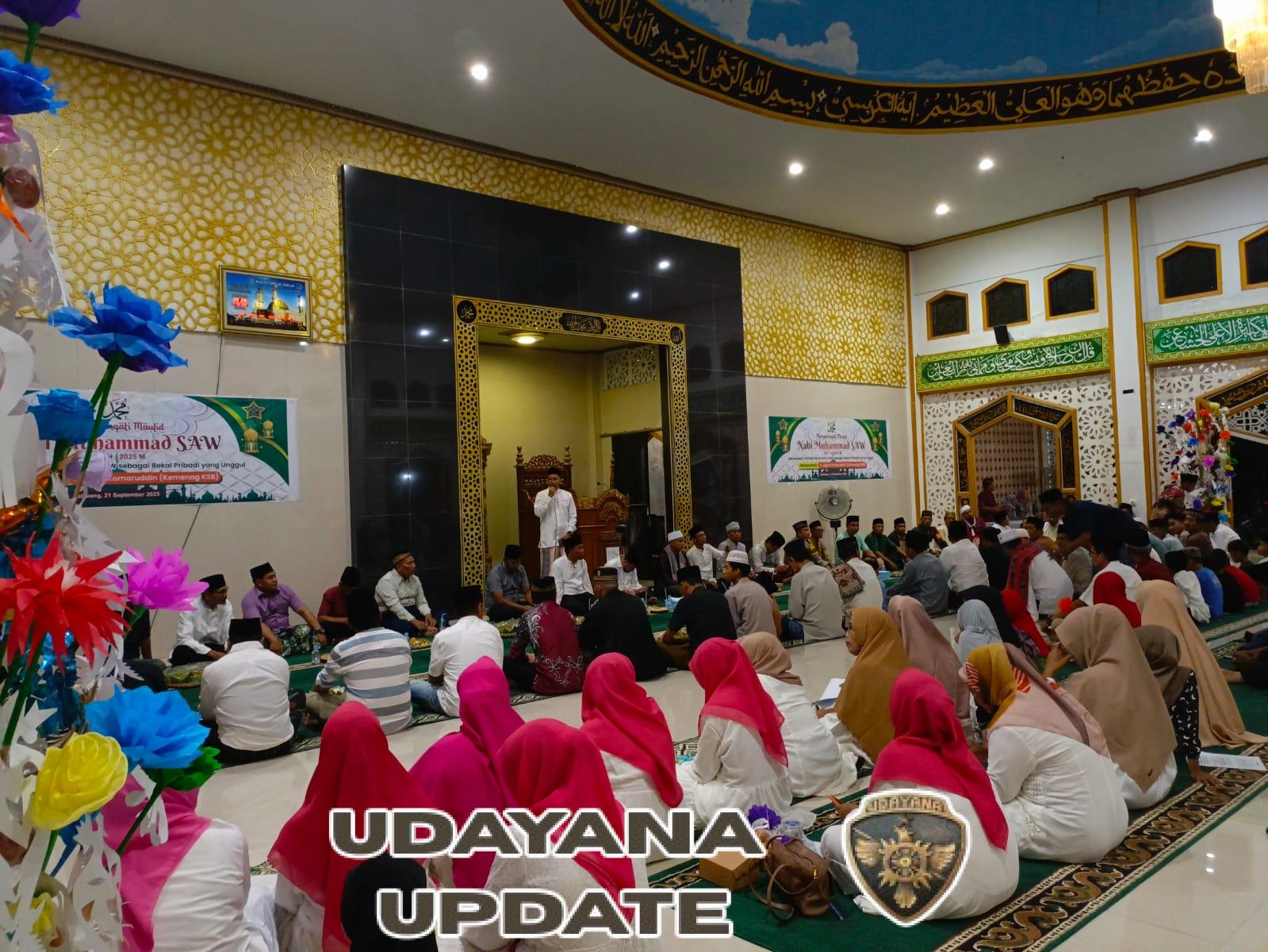 Babinsa Kelurahan Bugis Hadiri Perayaan Maulid Nabi Muhammad SAW 1447 H di Masjid Al-Ikhlas