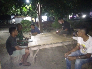 Babinsa Koramil 1625-05/Aesesa Gelar Patroli Malam Jaga Kondusifitas Wilayah