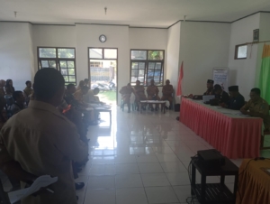 Babinsa Koramil Mauponggo Hadiri Uji Publik Raperda di Keo Tengah