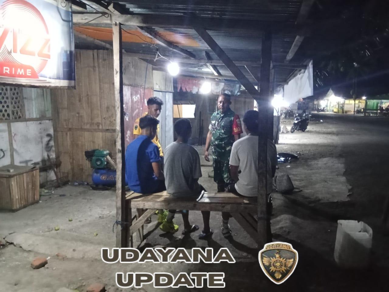 Babinsa Aesesa Gelar Patroli Malam Jaga Kamtibmas di Kelurahan Danga