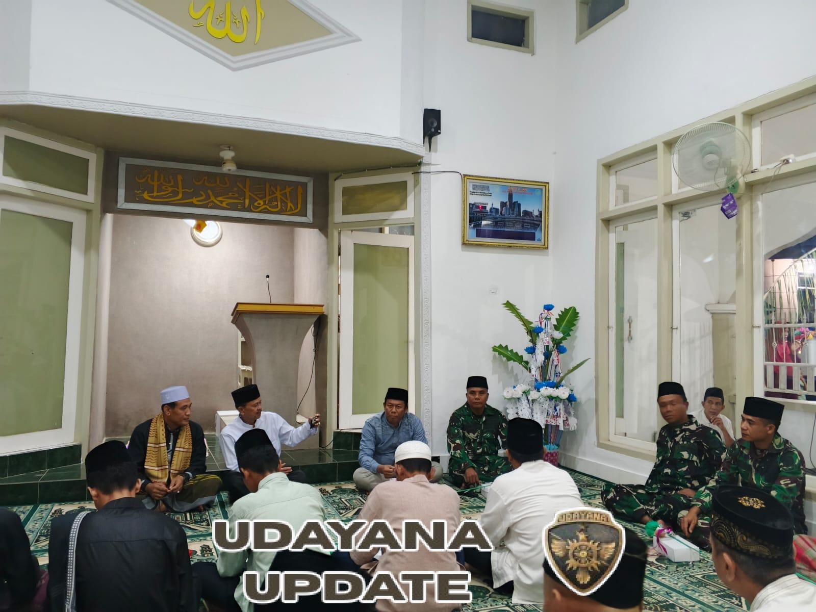 Babinsa Koramil 1628-01/Taliwang Hadiri Peringatan Maulid Nabi Muhammad SAW 1447 H di Masjid Al-Amin