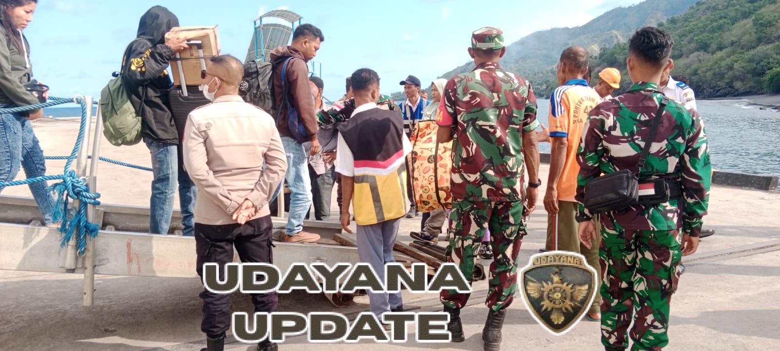 Babinsa Koramil 1602-01/Ende Kawal Kedatangan KM Binaiya di Pelabuhan IPPI