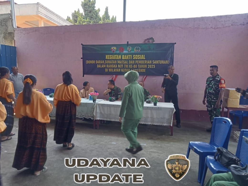 Babinsa Kodim 1602/Ende Hadir dan Peduli: Santunan Diberikan untuk ODGJ di Lembaga Kasih Samaria