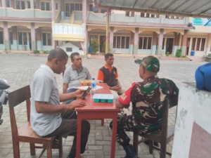 Babinsa Serka Abdullah Gelar Komsos dan Pamwil di SMAK Frateran Ndao