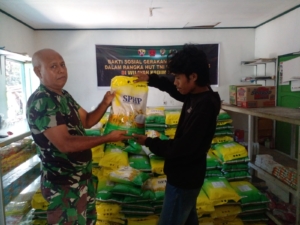 Kodim 1602/Ende Salurkan 115 Ton Beras SPHP untuk Warga Lewat Program GPM
