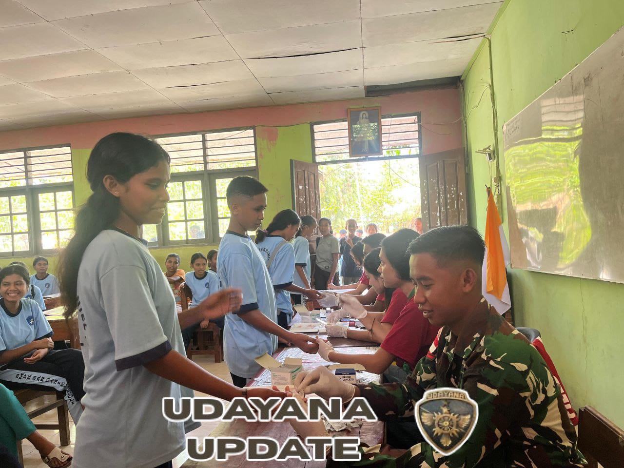 Satgas Pamtas dan Puskesmas Gelar Pemeriksaan Malaria di SMP San Daniel