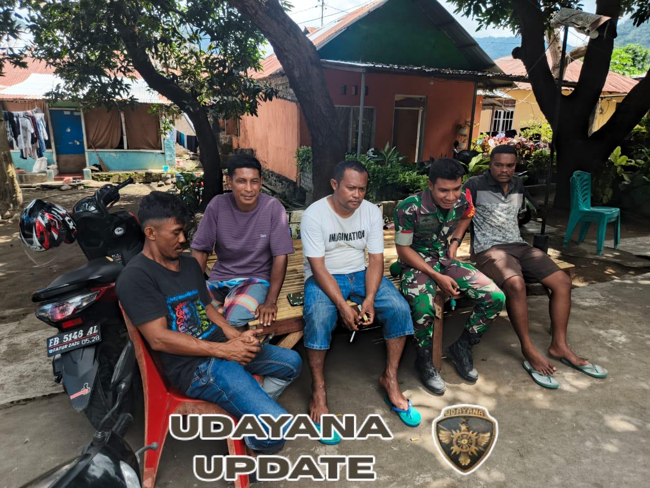 Babinsa Wolowaru Aktif Bangun Komsos, Wujudkan Keamanan di Desa Woloaro