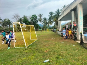 Babinsa Desa Tamekan Kawal Sukses Turnamen Pesona Tamekan U-11 dan U-13 Cup II