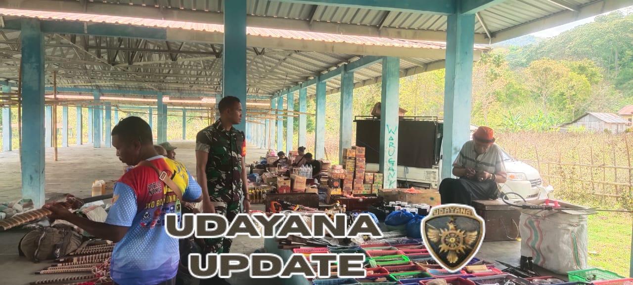 Babinsa Bajawa Laksanakan Patroli dan Monitoring di Pasar Malawaru