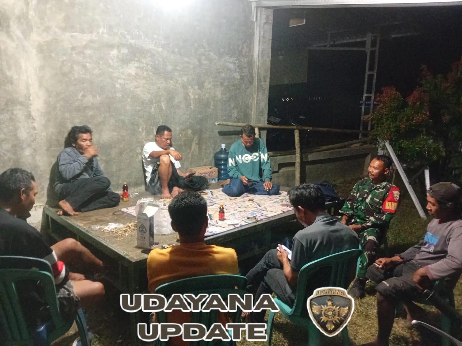 Babinsa Koramil 1628-01/Taliwang Laksanakan Patroli Malam di Wilayah Binaan