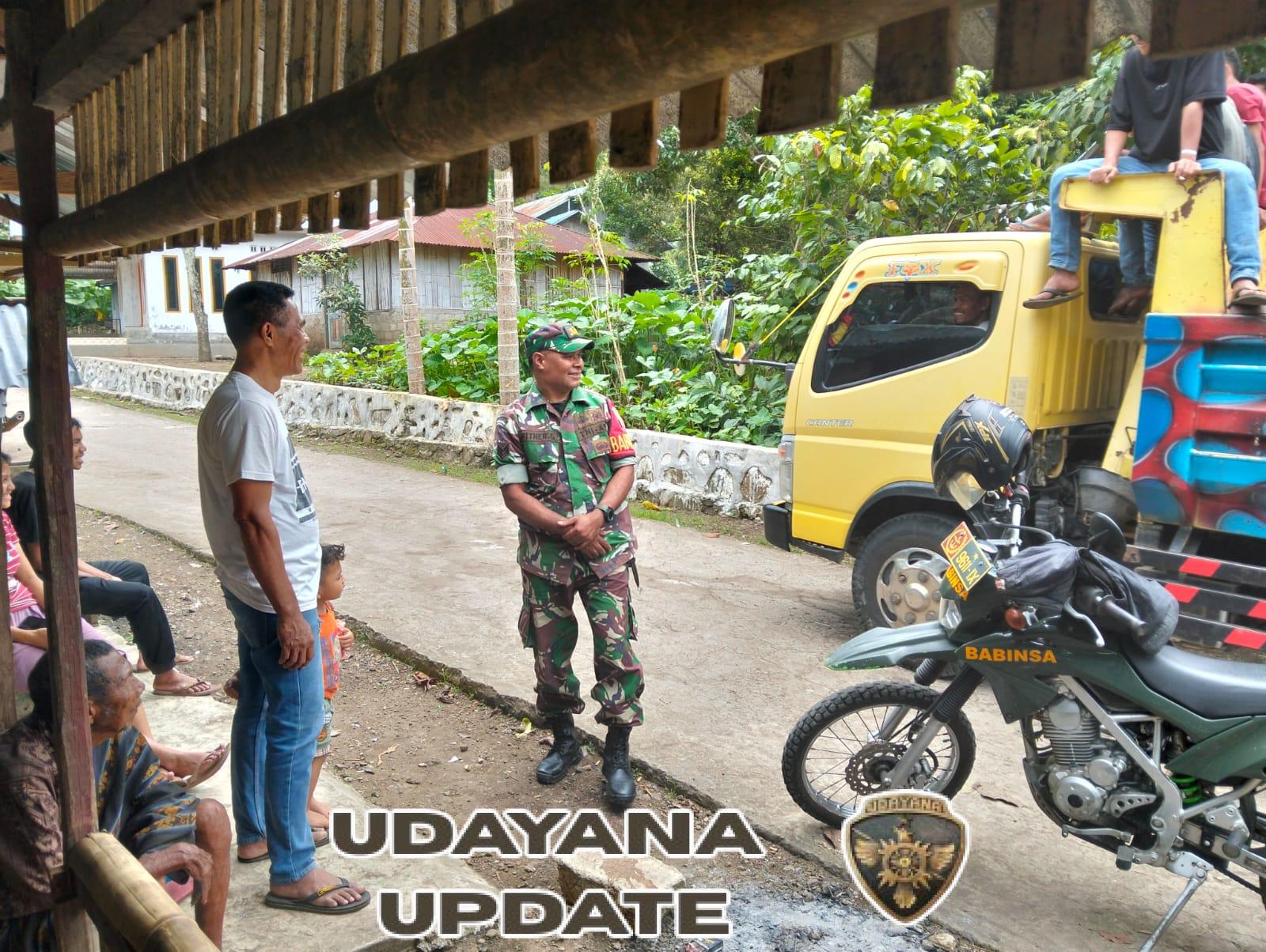 Babinsa Serka Petrus Ghobe Laksanakan Komsos dan Pamwil di Desa Kurulimbu