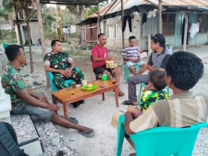 Babinsa Kuli Aisele Fasilitasi Penyelesaian Masalah Pemotongan Tali Pandaran Perahu