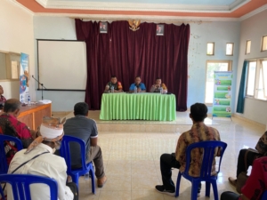 Babinsa Koramil Bajawa Hadiri Rapat Penyelesaian Tapal Batas Desa di Kecamatan Riung