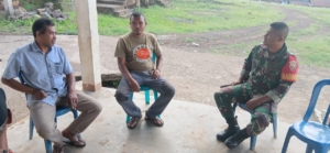 Babinsa Wolowaru Giat Komsos dan Patroli Wilayah di Desa Wiwipemo