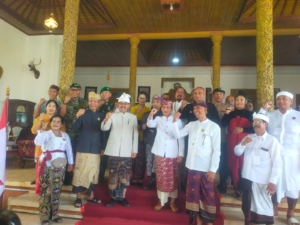 Hadiri Pesamuan Agung Pasemetonan Ageng Trah Arya Kuthawaringin, Dandim Klungkung Jadi Saksi Pelestarian Budaya Sejarah