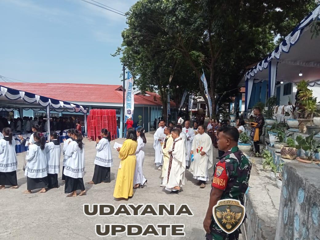 HUT ke-60 SMKN 1 Ende, Babinsa Kodim 1602/Ende Kawal Misa Syukuran Bersama Uskup Agung